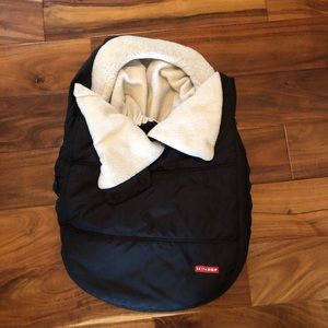 SkipHop Carseat cover